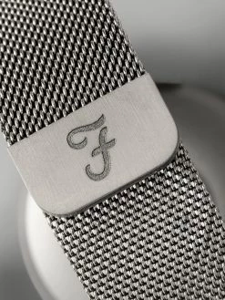 Jeans Farah Series 5 Smart Watch In Silver Mesh