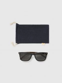 Farah Farer Frame Sunglasses In Deep Black Jeans