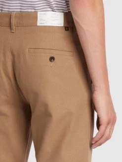Farah Trousers And Chinos Elm Regular Fit Cotton Hopsack Trousers In Beige 8 Farah Trousers And Chinos Elm Regular Fit Cotton Hopsack Trousers In Beige