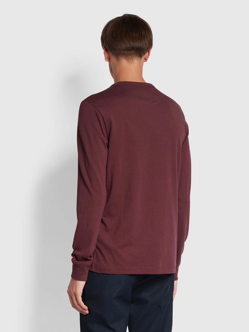 T-Shirts Worthington Slim Fit Long Sleeve Organic Cotton T-Shirt In Farah Red 6 T-Shirts Worthington Slim Fit Long Sleeve Organic Cotton T-Shirt In Farah Red