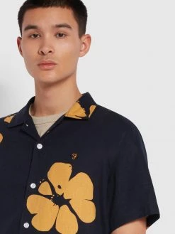 Farah Maddix Casual Fit Short Sleeve Shirt In True Navy CLOTHING