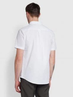 Farah Drayton Short Sleeve Oxford Shirt In White Plus Size