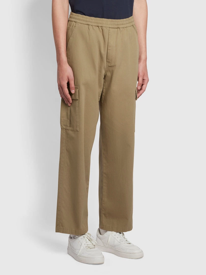 Farah Greenport Regular Fit Twill Cargo Trousers In Beige 3 Farah Greenport Regular Fit Twill Cargo Trousers In Beige