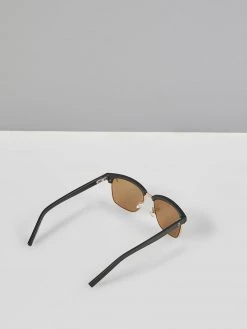 Farah Club Tortoiseshell Sunglasses In Camel 8 Farah Club Tortoiseshell Sunglasses In Camel