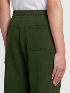 Farah Durrington Organic Cotton Jogger In Evergreen 9 Farah Durrington Organic Cotton Jogger In Evergreen
